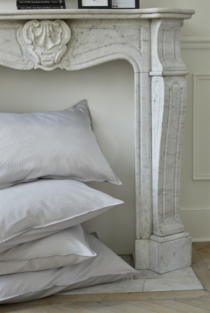 Taie d'Oreiller Grand Hotel Argent — vue 5
